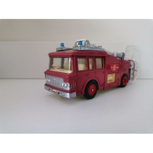 Dinky Toys E.R.F. Fire Tender 266 Made In England-Dinky Toys