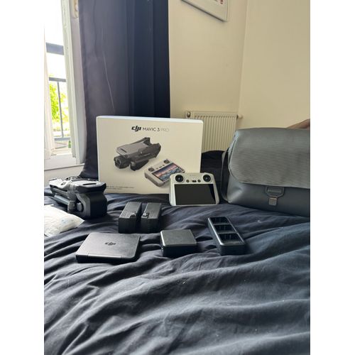 Mavic 3 Pro Fly More Combo-Dji
