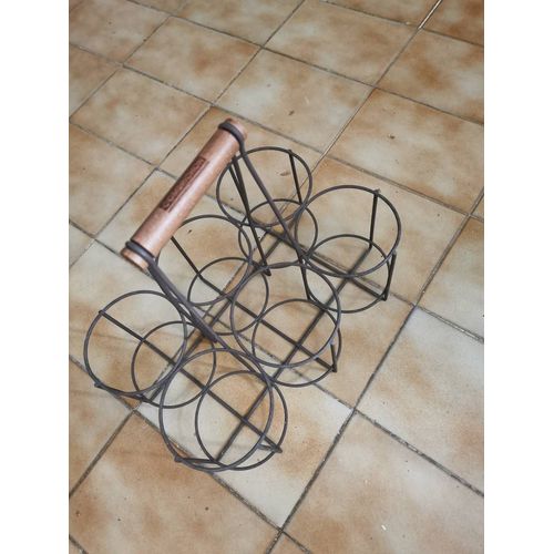 Porte Bouteilles En Métal.