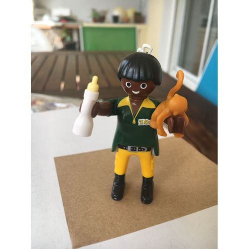Playmobil 70160 : Série 16 : La Soigneuse Du Zoo