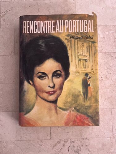 Rencontre Au Portugal, Par Elizabeth Cadell 