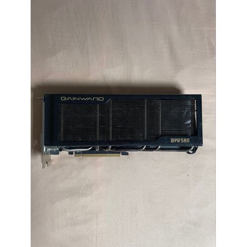 Gainward GTX 580 Phantom 3 Go – Collector – Très bon état