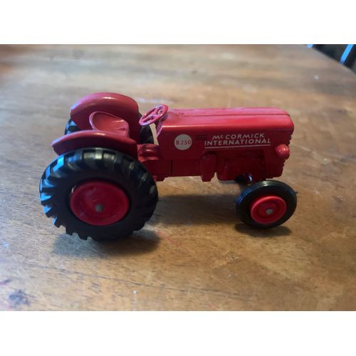 Tracteur Mc Cormick International B250 Matchbox Rouge Sans Boite Modèle Original King Size 4 Made In Gb-Matchbox