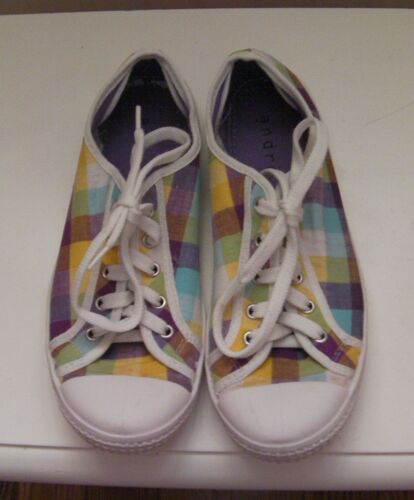 Baskets Marque Andre. Taille 35