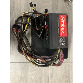 Alimentation PC ANTEC de 520W - 80 Plus Bronze - Model HCG 520 - 24 broches x1 - SATA x6 - Molex x6 - Proc x1 - PCIE 6/8 broches x2  D'OCCASION