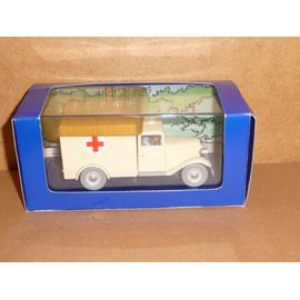 Voiture Tintin. Les Cigares Du Pharaon. L'Ambulance De L'Asile. Hergé-Moulinsart