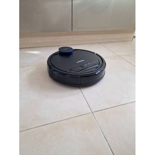 Deebot OZMO 930 - Aspirateur robot en bon état