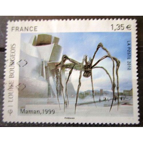 2010. F4492: Sculpture De Louise Bourgeois.