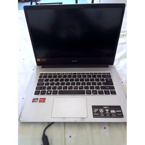 Acer Aspire 3 A314-22-R180 - 15.6" AMD Ryzen 3 - Ram 8 Go - DD 120 Go