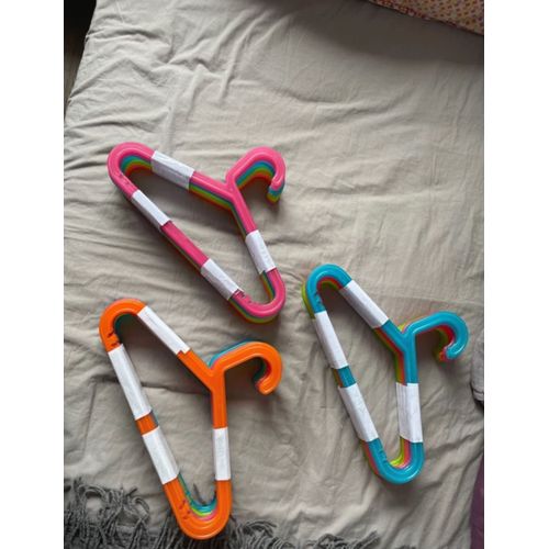 Lot De 3x12 Cintres Ikea De Couleur Rose Vert, Orange Et Bleu 