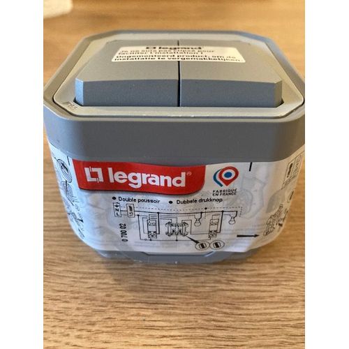 Commande double étanche pour réaliser 3 fonctions Plexo IP55 IK08 livrée complète pour fixation saillie - gris