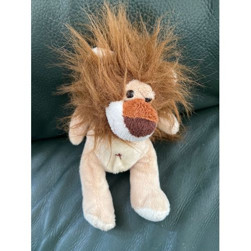 Peluche lion lionceau - V rasehorn - gmbh & co - 18x13 cm