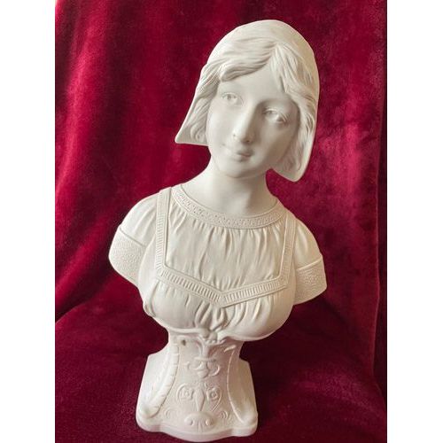Buste jeune fille en biscuit de porcelaine