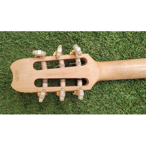 Guitare Electrique Yamaha Hk13289