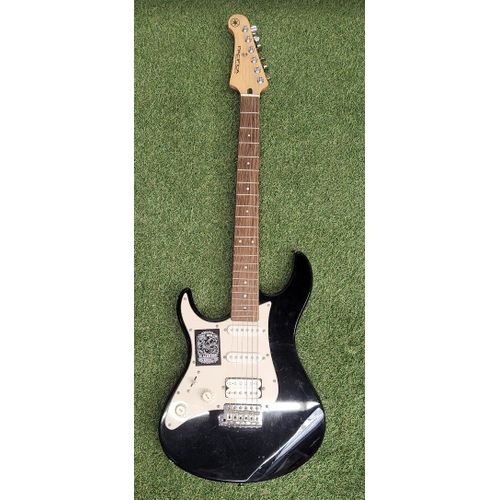 Guitare Electrique Yamaha Pacifica Gaucher