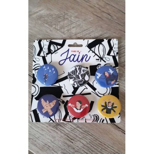 Lot 6 Badges Chanteuse Jain