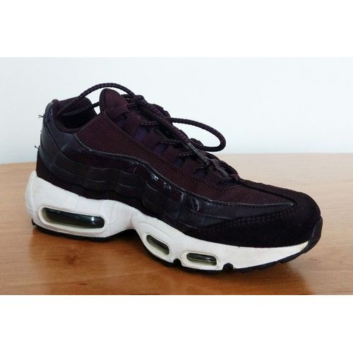 Baskets Nike Air Max 95 Bordeaux. Pointure 38