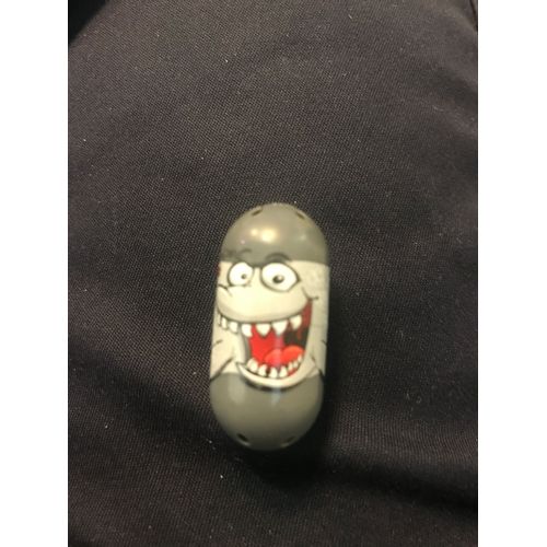 Shark Bean 31 - Mighty Beanz - Moose - 2010