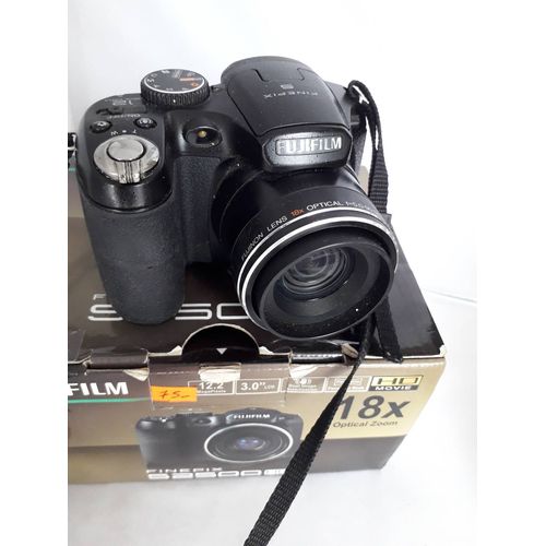 APPAREIL FUJIFILM FINEPIX S2500HD ZOOM optique 18X