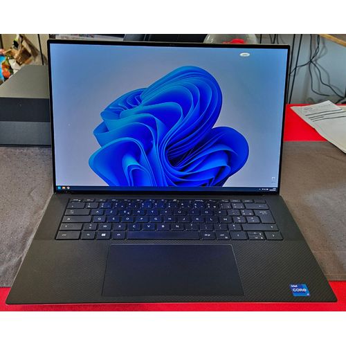 Dell XPS 9530 - 15.6" Intel Core i7-13700H - 2.4 Ghz - Ram 32 Go - SSD 1 To