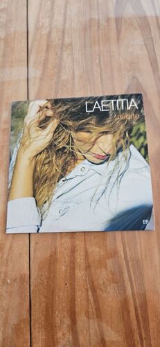 Laetitia Inedite