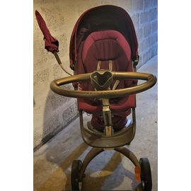 Poussette Stokke  Explory . Pratique , Confortable Pour Les Bébés Jusqu'À 2ans. Filet De Protection Solaire Et Para Soleil , Une Protection Pluie. Elle Est Pliable Et Rentre Dans Le Coffre De Voiture.
