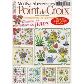 Motifs Et Abécédaires Point De Croix 30 L'Univers Merveilleux Des Fleurs