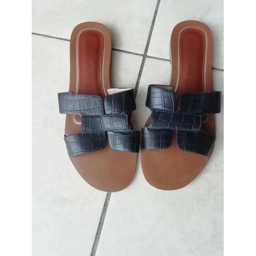 Mules - Claquettes Taille 39,5 - 40. - 39 1/2