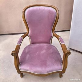 Deux Fauteuils Style Louis Xv Rose Et Marron En Bois D'hêtre Et En Velours Neuf