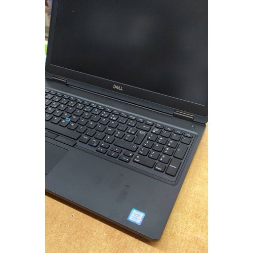 Dell LATITUDE 5590 - 15.6" Intel Core i5-8350U - 1.9 Ghz - Ram 8 Go - DD 256 Go