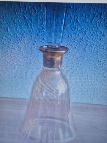 Carafe Ancienne En Verre.