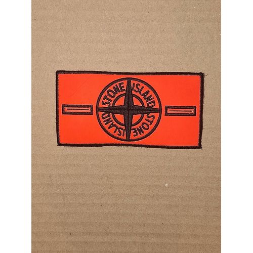 1 Thermo Patch Stone Island Orange + 2 Boutons
