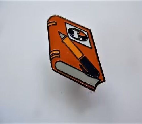 Pins Marques Leclerc Livre Et Stylo