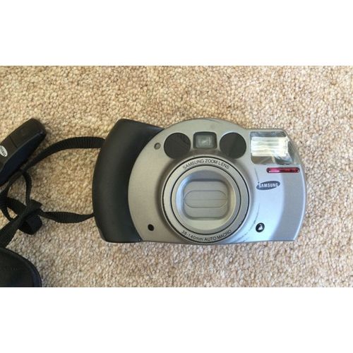 Samsung ECX 1S Panorama - Design By FA Porsche - ZOOM 38 à 140 mm - PHOTO