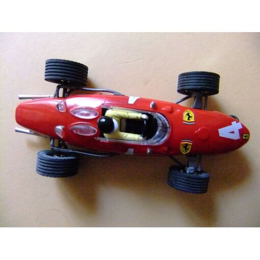 TECNOMODEL MYTHOS 1/18 – FERRARI Dino 246 SP Versión de prensa – 1962