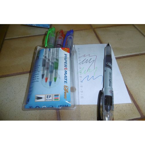 Pochette De 4 Stylos Feutre Pointe Extra Fine Couleurs Assorties Liquid Expresso Papermate P03389