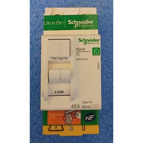 Interrupteur différentiel 40A 30mA Type AC Schneider Electric Resi9