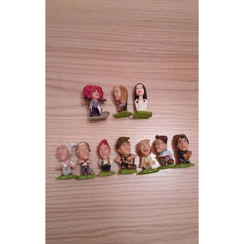 Figurines KINDER, blanche neige et les 7 nains