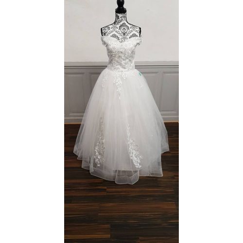 Robe De Mariee Col Bateau Jupe En Tulle Taille 38/40