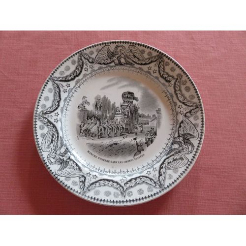 Assiette Creil Et Montereau - Vintage