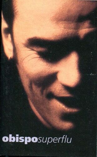 Pascal Obispo Superflu. 1 Cassette Album De 13 Titres. Style: Synth-Pop Pop-Rock Electro-Pop Chanson & Vocal Euro-Pop Balad (P) 1996 ®Epic. © ®Sony Music Entertainment. Made In Holland. By ®Sony Music