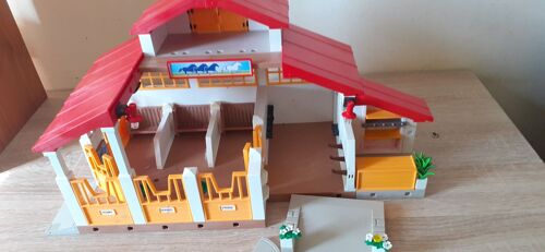 Playmobil écurie