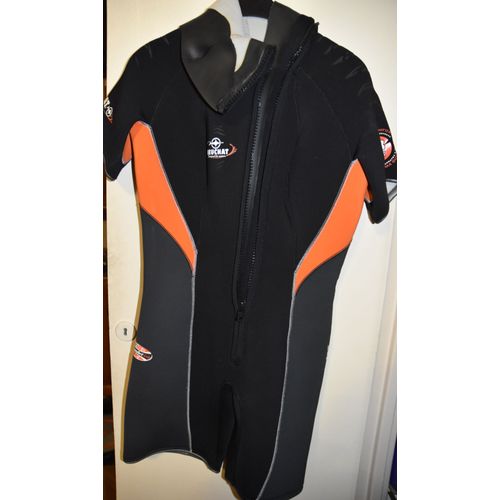 Veste Beuchat 5mm Avec Capuche Pour Plongée Ou Autre Activité Aquatique