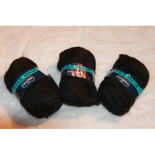 3 Pelotes Miss Helen Au Choix Parmi 7 Couleurs.40grs Chacune. Aiguilles N°3,5 /4. Acrylique 85%/Mohair 15%.