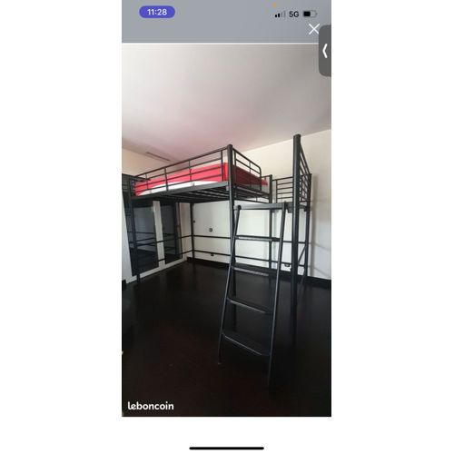 Lit Mezzanine