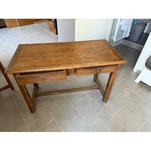 Bureau Allemand En Chene