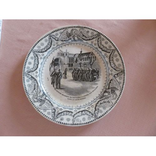 Assiette Creil Et Montereau - Vintage