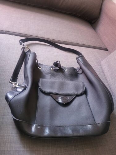 Sac a main bandoulière lacoste