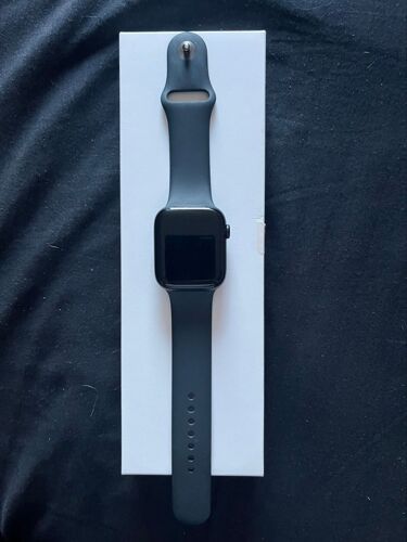 Apple Watch Series 9 - 45mm - Gps - Boîtier Noir - Bracelet Midnight Blue - Modèle A2722