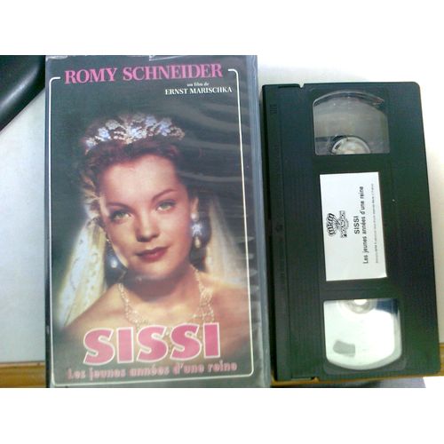 Cassette Vidéo Vhs - Sissi, Les Jeunes Années D'Une Reine - Romy Schneider